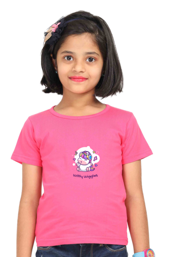 Witty Wiggles Baby Girl – Round Neck Classic T Shirt (Girls – 0 to 5 Years)